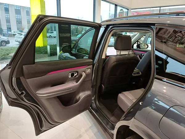 Leapmotor C10 (2024) — foto 16 van 17