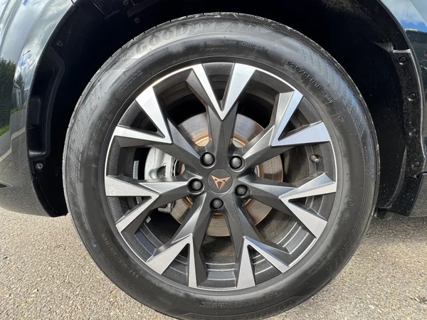 CUPRA Terramar e-Hybrid (PHEV) (2025) — foto 26 van 34