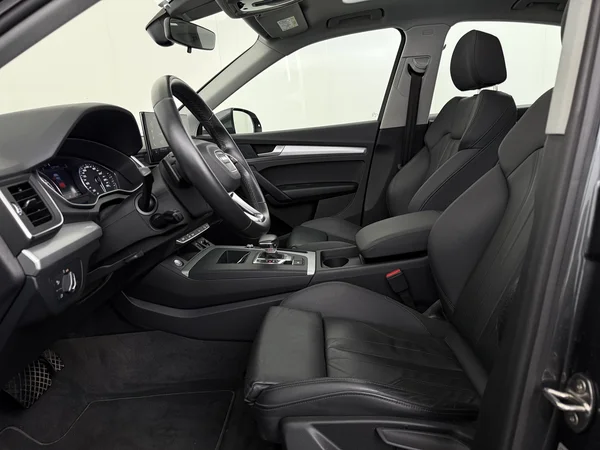 AUDI Q5 (2022) — foto 2 van 33