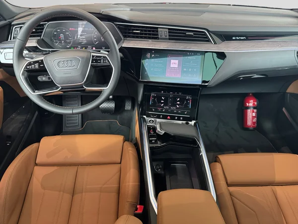 AUDI Q8 e-tron (2026) — foto 6 van 20