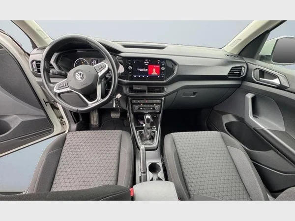 VOLKSWAGEN T-Cross (2019) — foto 2 van 24