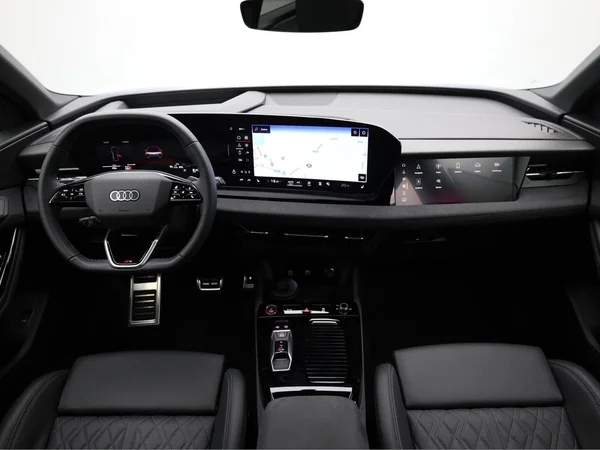 AUDI SQ6 e-tron (2024) — foto 26 van 27