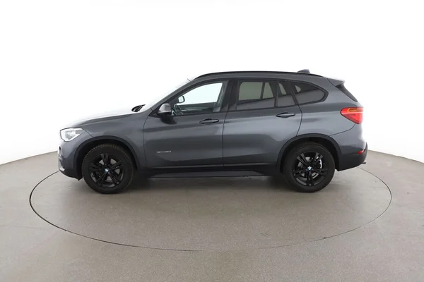BMW X1 (2017) — foto 9 van 16