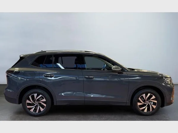 Volkswagen Tiguan (2026) — foto 23 van 34