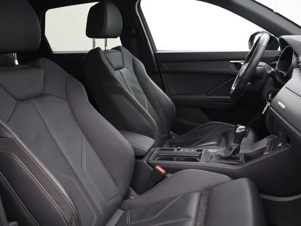 AUDI Q3 PHEV (2022) — foto 4 van 24