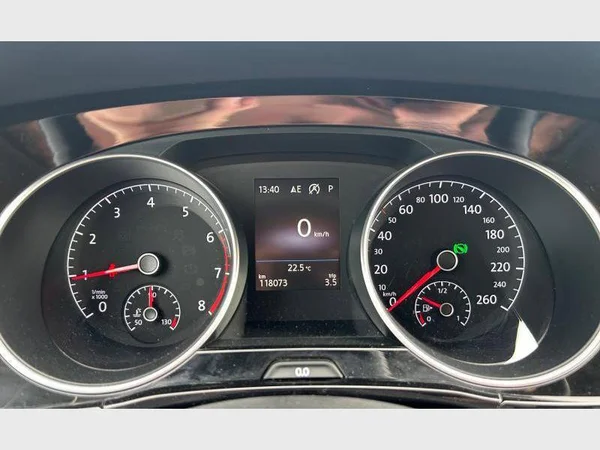 Volkswagen Touran (2020) — foto 4 van 31