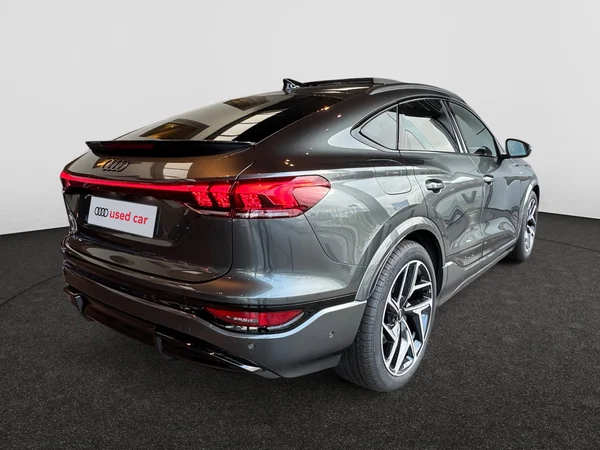 AUDI Q6 Sportback e-tron (2026) — foto 21 van 23