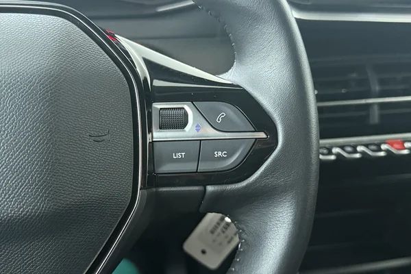 Peugeot 208 (2023) — foto 7 van 21
