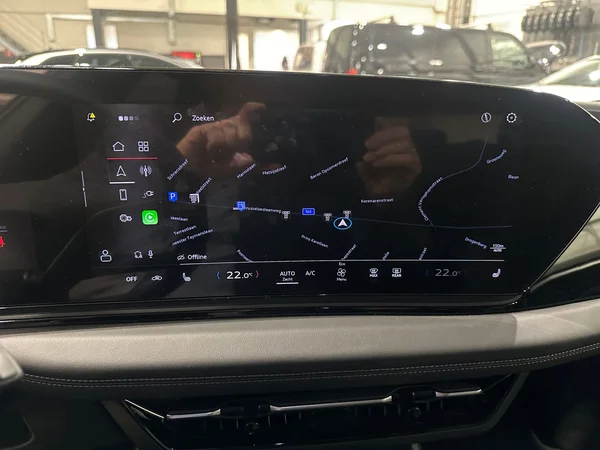 AUDI A6 Avant e-tron (2025) — foto 3 van 23