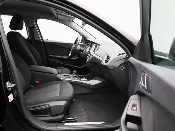 BMW 1 Reeks (2022) — foto 29 van 43