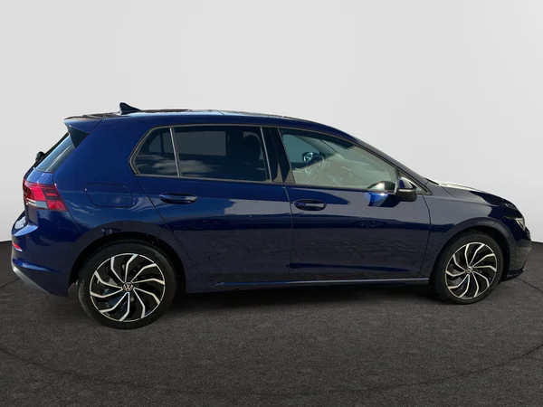 VOLKSWAGEN Golf VIII (2024) — foto 18 van 22