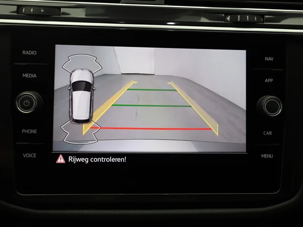 VOLKSWAGEN Tiguan Allspace (2024) — foto 8 van 19