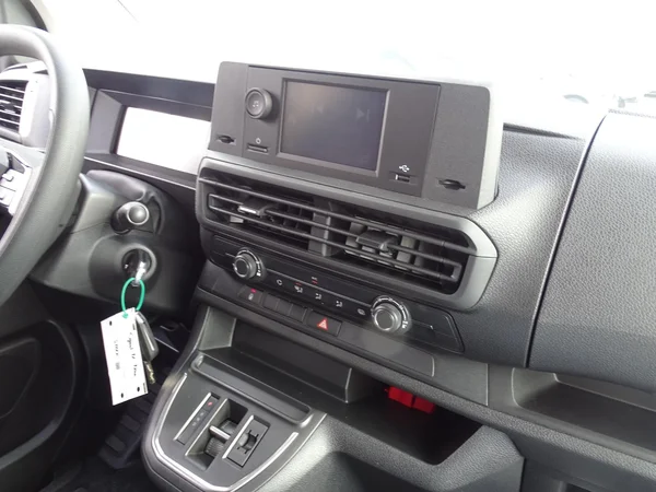 Peugeot Expert (2026) — foto 15 van 15