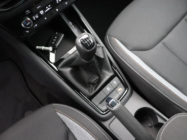 SKODA Kamiq (2025) — foto 10 van 23