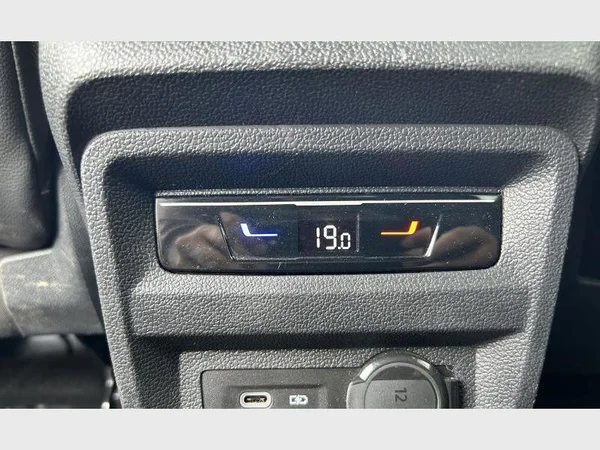Volkswagen Tiguan (2023) — foto 30 van 39