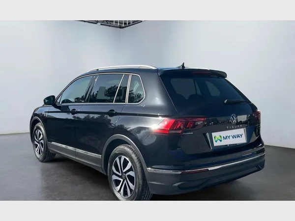 Volkswagen Tiguan (2022) — foto 12 van 29