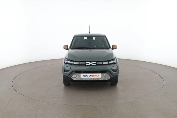 Dacia Spring (2025) — foto 15 van 16