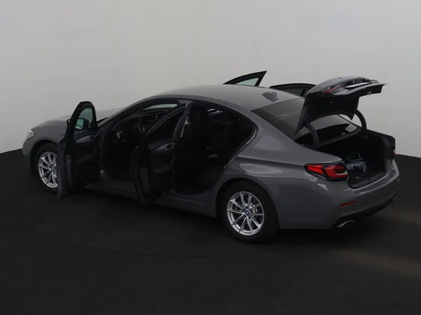 BMW 520 (2022) — foto 28 van 29