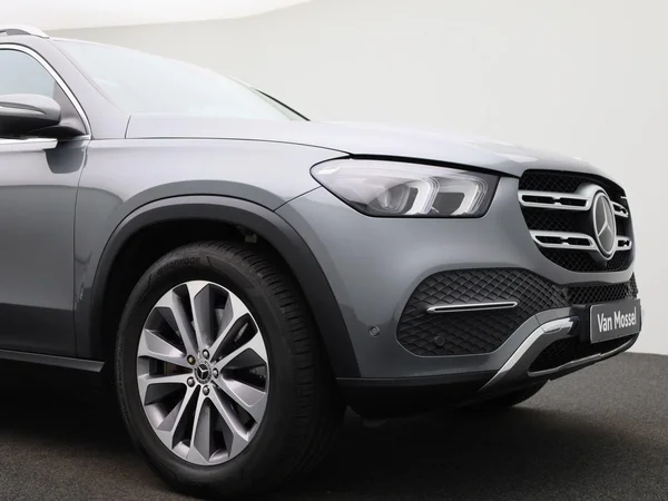 Mercedes-Benz GLE (2022) — foto 52 van 58