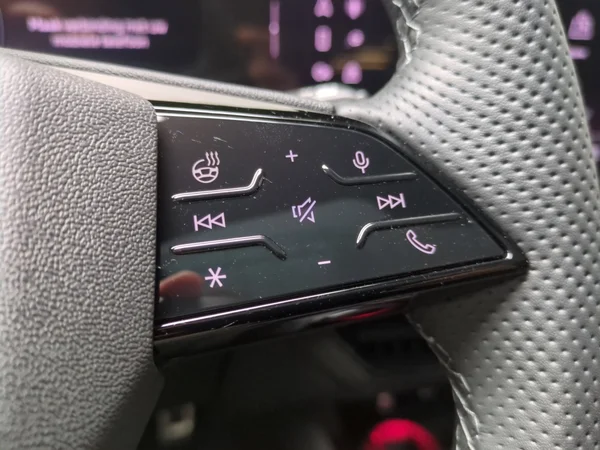 AUDI A6 Avant e-tron (2025) — foto 9 van 23