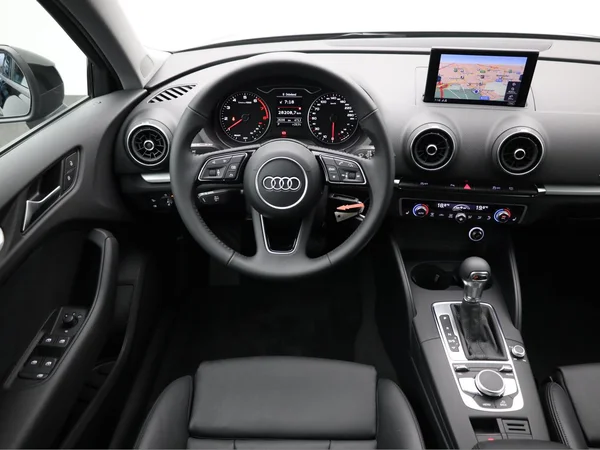 AUDI A3 Sportback (2019) — foto 4 van 18
