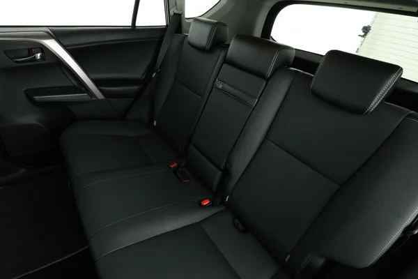 Toyota RAV4 (2018) — foto 5 van 16