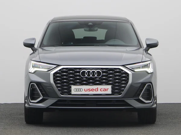 AUDI Q3 Sportback PHEV (2022) — foto 19 van 23
