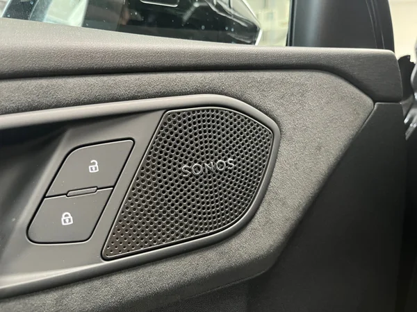 AUDI Q3 Sportback e-hybrid (PHEV) (2025) — foto 7 van 24