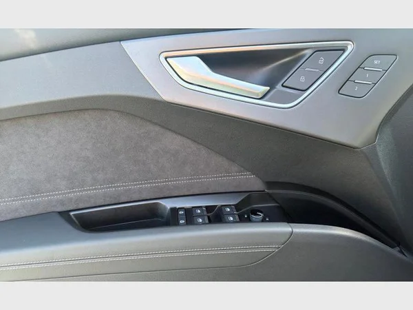 Audi Q4 Sportback e-tron (2026) — foto 14 van 29