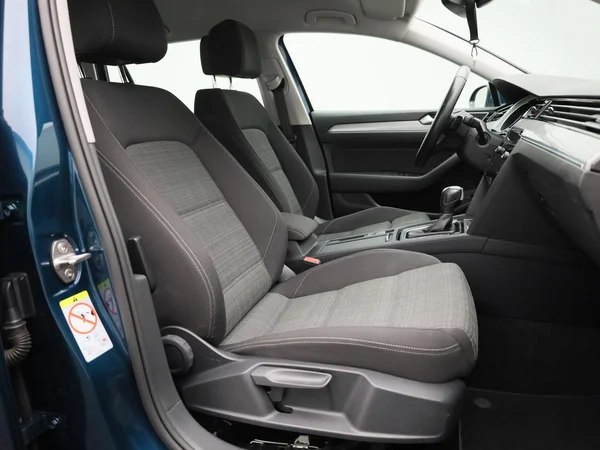 Volkswagen Passat (2021) — foto 26 van 36