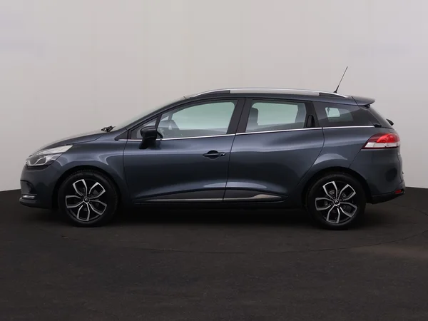 RENAULT Clio (2019) — foto 12 van 26