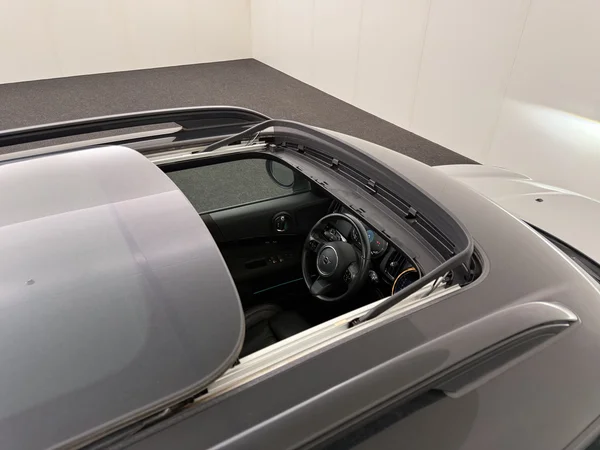 MINI Cooper SE Countryman (2021) — foto 27 van 34