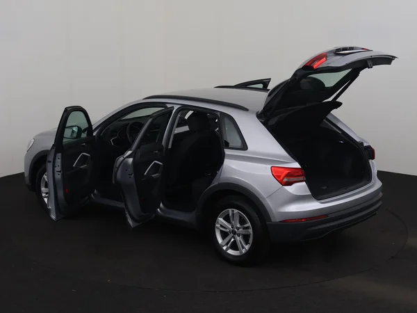 AUDI Q3 (2022) — foto 27 van 28