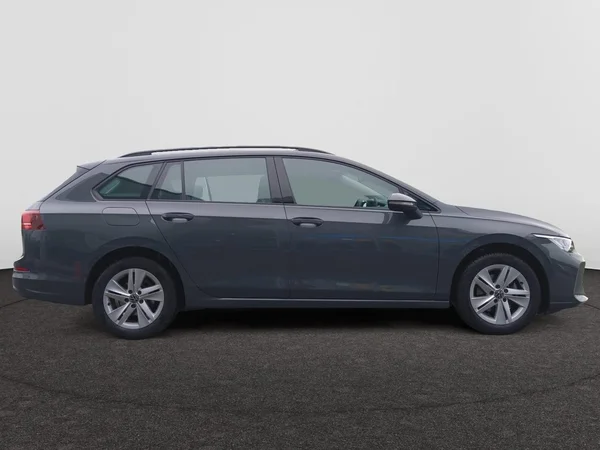 VOLKSWAGEN Golf VIII SW (2025) — foto 30 van 30