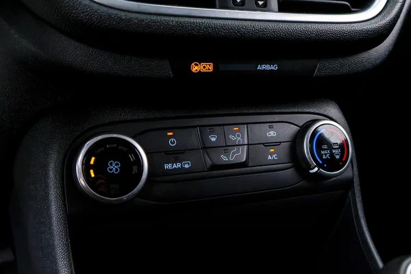 Ford Fiesta (2022) — foto 17 van 67