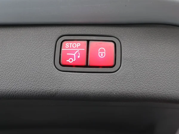 MERCEDES-BENZ C Break (2022) — foto 14 van 32