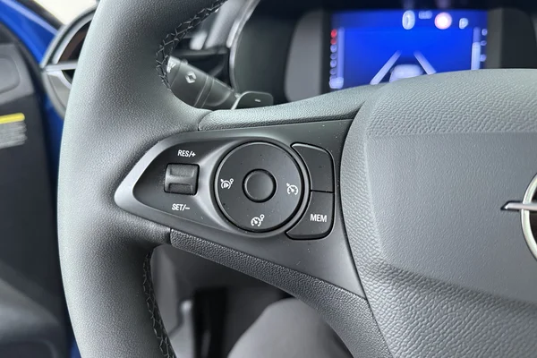 Opel Corsa (2025) — foto 6 van 17