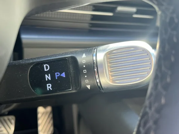 Hyundai IONIQ 6 (2024) — foto 17 van 27