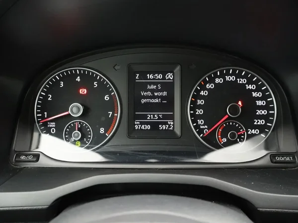 Volkswagen Caddy (2018) — foto 15 van 28