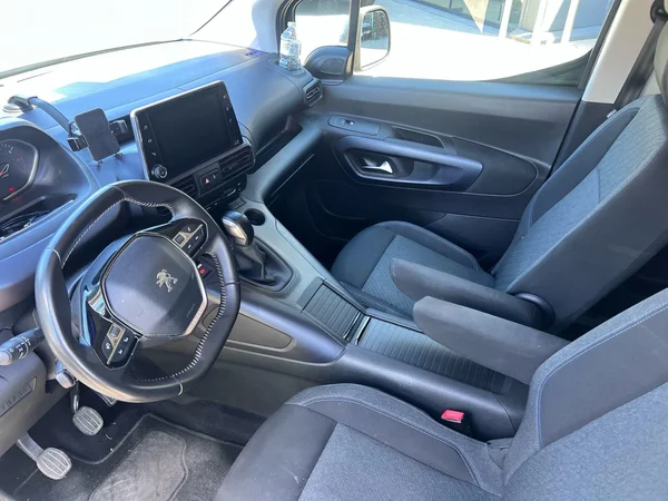Peugeot Rifter (2021) — foto 2 van 15