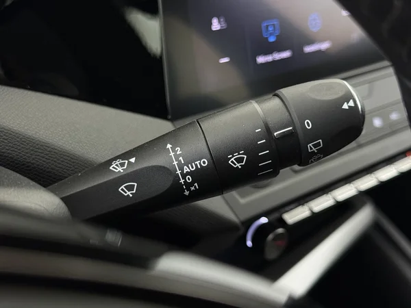 PEUGEOT 308 (2023) — foto 15 van 28