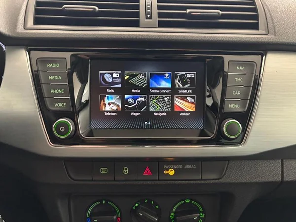 SKODA Fabia Combi (2019) — foto 7 van 17