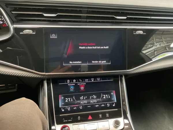 AUDI RS Q8 SUV (2025) — foto 19 van 22