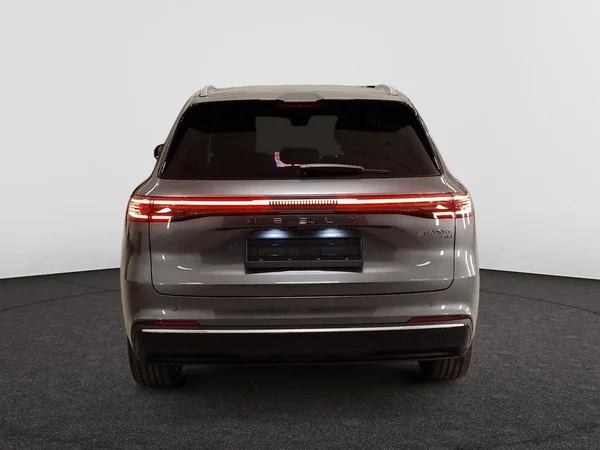 GEELY Starray EM-i (PHEV) (2026) — foto 17 van 22