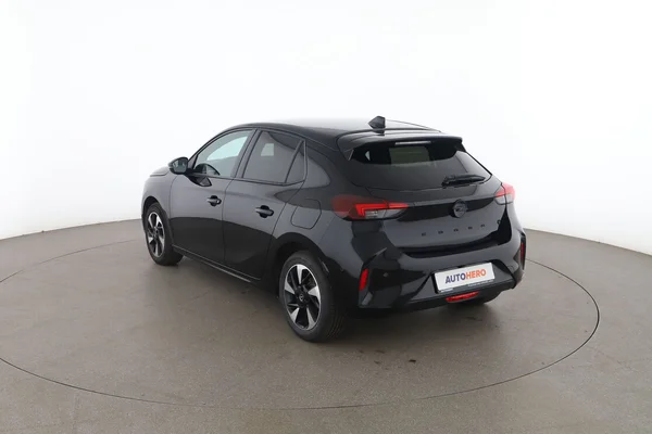 Opel Corsa (2024) — foto 10 van 16