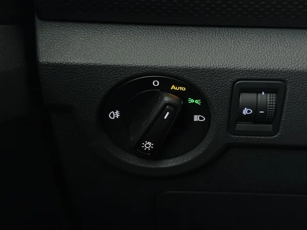VOLKSWAGEN T-Cross (2023) — foto 18 van 26