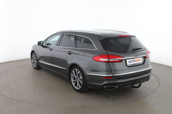 Ford Mondeo (2019) — foto 10 van 16
