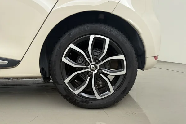 Renault Clio Iv Phase Ii (2017) — foto 15 van 18