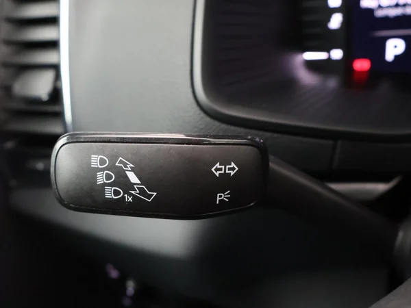SKODA Karoq (2022) — foto 11 van 28