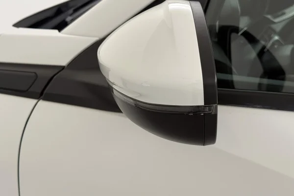 Peugeot 2008 (2020) — foto 20 van 34
